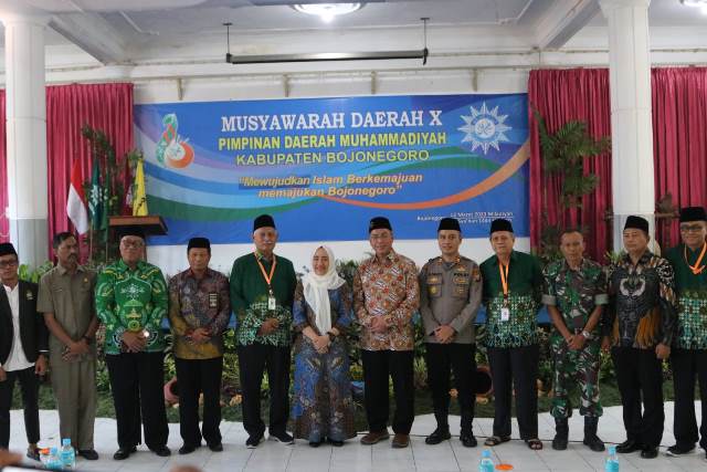 Bupati Bojonegoro Anna Mu'awanah menghadiri Musyawarah Daerah (Musda) ke X Pimpinan Daerah Muhammadiyah (PDM) Kabupaten Bojonegoro.