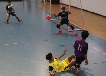 Salah satu pertandingan dalam Kejuaraan Futsal antar SMP/MTS se-Surabaya Raya tahun 2023 yang dilaksanakan di Stadion Indoor Gelora Bung Tomo, Surabaya.