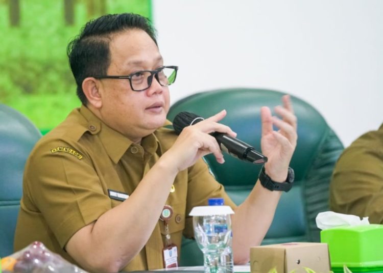 Sekdaprov Jatim Adhy Karyono