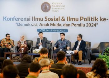 Wakil Gubernur Jawa Timur Emil Elestianto Dardak menjadi pemateri pada Konferensi Ilmu Sosial & Ilmu Politik ke-II yang bertema Demokrasi, Anak Muda dan Pemilu 2024.