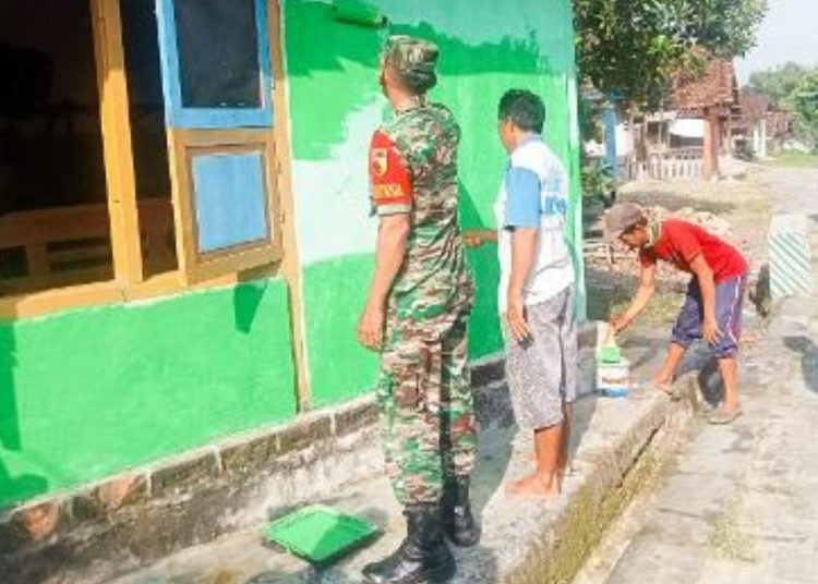 Pengecatan Musala Baiturohman di Dusun Gunung Semang RT 013/RW 003 Desa Kedungsari, Kecamatan Temayang, Kabupaten Bojonegoro.