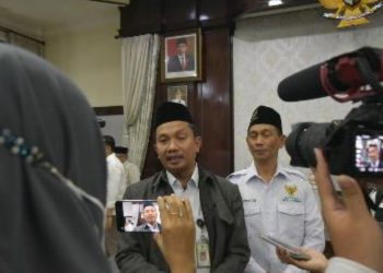 Penyelenggaraan Zakat dan Wakaf Kemenag Surabaya, Mohammad Yahya.