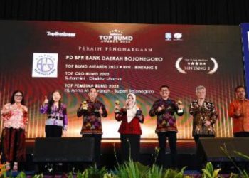 Penganugerahan TOP BUMD Awards 2023 diselenggarakan di Dian Ballroom Hotel Raffles Jakarta.