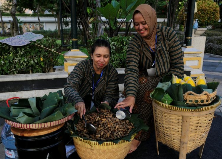 Gelaran Night at The Museum di Museum 10 November dan Tugu Pahlawan.