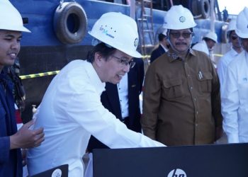 Peresmian gedung Science Techno Park (STP) Maritime Innovation Center & Teaching Factory di PT Gapura, Bangkalan, Madura.