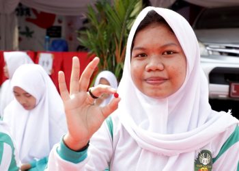 Seluruh SMP se-Surabaya akan mendapatkan tablet penambah darah setiap seminggu sekali sebagai bagian dari Siber Casting.