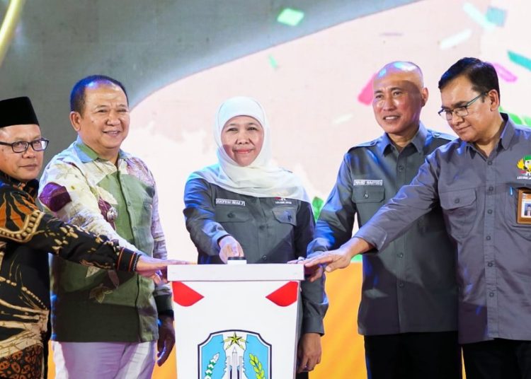 Pelaksanaan pembukaan Lomba Kompetensi Siswa di Jember.