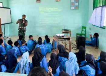 Kegiatan penguatan bela negara yang diselenggarakan di Madrasah Ibtidaiyah (MI) Al Hilal Dusun Bungkal, Desa Mayangkawis Kecamatan Balen, Bojonegoro.