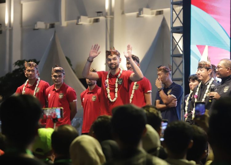 Meet and greet dan gala dinner Timnas Indonesia dan Palestina di halaman Taman Surya.