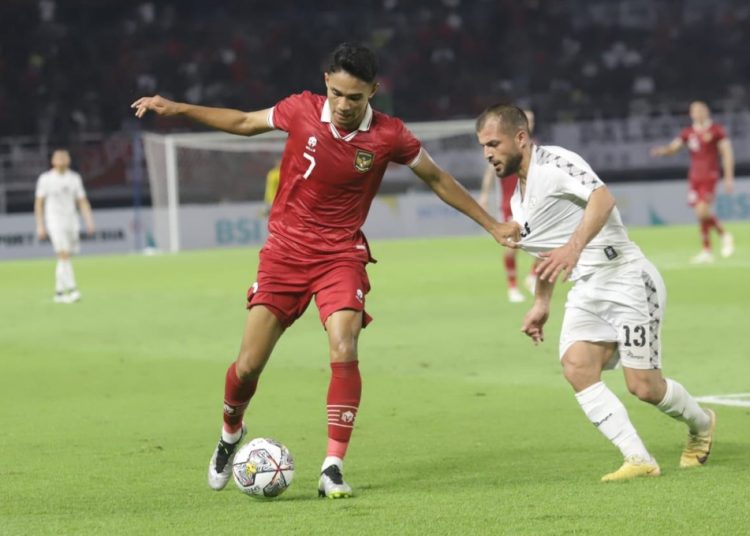 Salah satu foto saat FIFA matchday Timnas Indonesia vs Palestina di Stadion Gelora Bung Tomo.