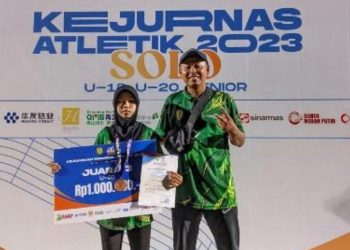 Siti Frisda meraih juara 3 pada cabang olahraga lari jarak menengah 1.500 meter putri U20 di Kejuaraan Nasional Atletik 2023. Kejurnas di Stadion Sriwedari, Surakarta, Jawa Tengah.