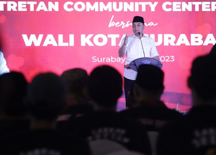 Wali Kota Surabaya Eri Cahyadi saat silaturahmi bersama Tretan Community Center.