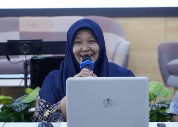 Kepala Departemen Teknik Informatika ITS Chastine Fatichah