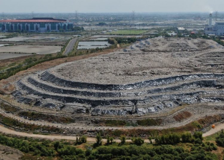 Tempat Pembuangan Akhir Benowo (TPA) Benowo.