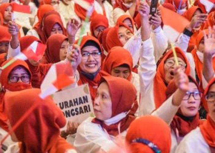 Kader Surabaya Hebat (KSH) pada salah satu kegiatan.