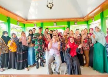 Poyandu remaja yang dilaksanakan di Posyandu Remaja di di balai Desa Bakalan, Kecamatan Kapas, Kabupaten Bojonegoro.