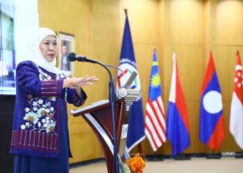 Gubernur Jawa Timur Khofifah Indar Parawansa