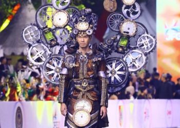 Salah satu penampilan peserta Jember Fashion Carnaval 2023.