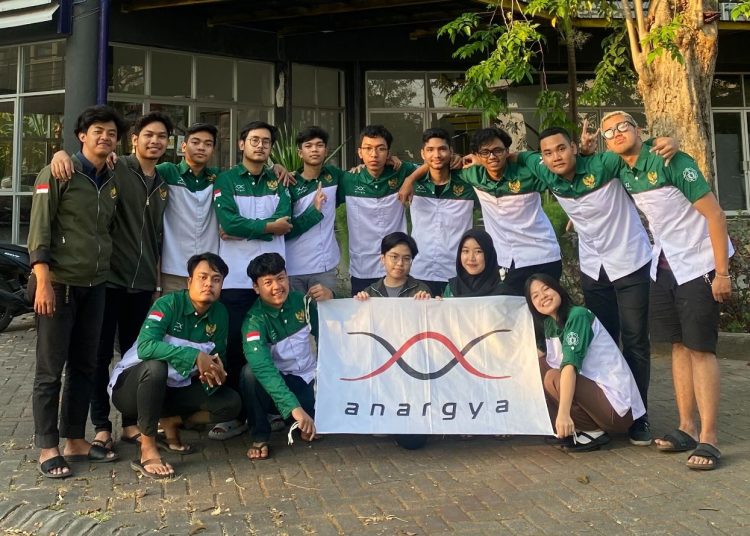 Tim Anargya ITS yang berkompetisi dalam Formula Bharat Pi-EV 2023.