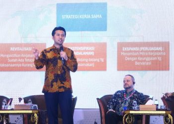 Wagub Jatim Emil Elestianto Dardak saat menjadi narasumber pada Rakornas kerjasama 2023 yang diadakan Kementerian Dalam Negeri RI di Jakarta.