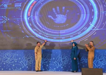 Pembukaan Rapat Kerja Nasional Tim Penggerak PKK Nasional di Jakarta.