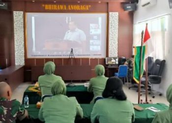 Pelatihan menulis berita yang diikuti jajaran Persit Kartika Chandra Kirana Cabang XXVIII Kodim 0813 Bojonegoro secara virtual.