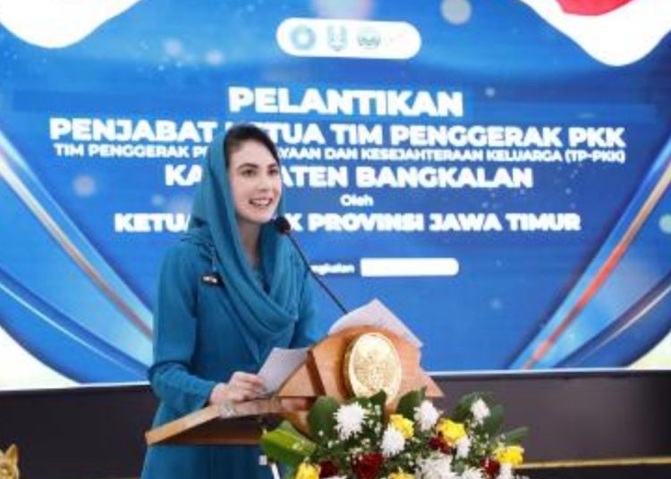 Ketua Tim Penggerak PKK Provinsi Jawa Timur Arumi Bachsin