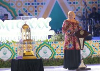 Gubernur Jawa Timur Khofifah Indar Parawansa