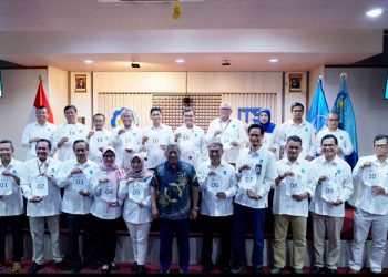 Deklarasi Damai yang secara bersama-sama diikrarkan oleh 20 bacarek ITS.