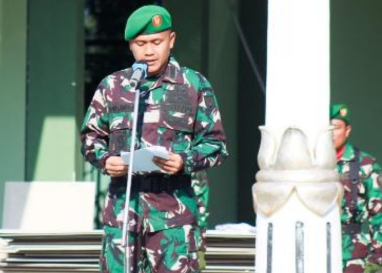 Upacara memperingati Hari Sumpah Pemuda ke- 95 tahun 2023, di halaman Kodim 0813 Bojonegoro.