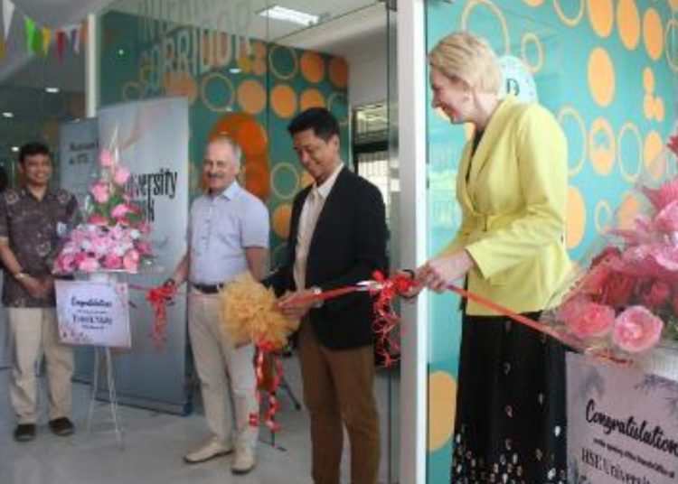 Pembukaan kantor Tomsk State University (TSU) dan HSE University dari Rusia di kampus ITS.