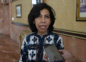 Kepala Badan Kesatuan Bangsa dan Politik Surabaya, Maria Theresia Ekawati Rahayu