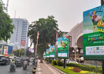 Foto ilustrasi. Pemkot Surabaya mempermudah pengurusan izin pemasangan reklame memiliki aplikasi Surabaya Single Window (SSW) Alfa.