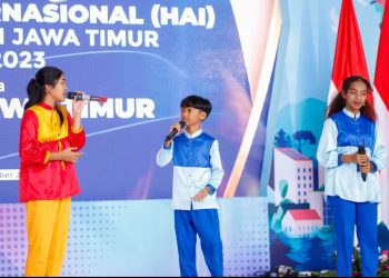 Salah satu penampilan dalam puncak peringatan Hari Aksara Internasional tingkat Provinsi Jawa Timur tahun 2023 di Pasar Induk Among Tani, Kota Batu.