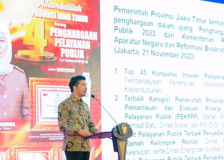 Wakil Gubernur Jawa Timur Emi Elestianto Dardak