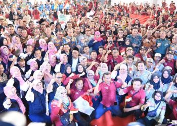 Para pilar sosial se-wilayah Bakorwil Bojonegoro di Gelanggang Olahraga Utama Kabupaten Bojonegoro.