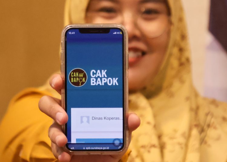 Aplikasi CAK BAPOK digunakan sebagai salah satu upaya menekan inflasi dan meningkatkan kelas UMKM di Surabaya.