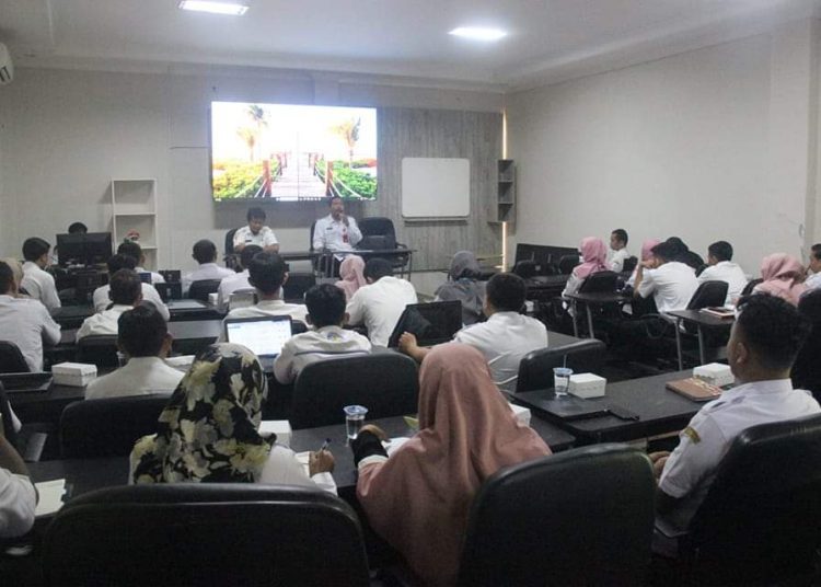 Sosialisasi perlindungan data pribadi di era digitalisasi oleh Dinas Komunikasi dan Informatika Pemkab Bojonegoro di Media Center Gedung Pusat Informasi Publik (PIP), Bojonegoro.