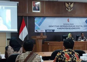 Sosialisasi Identitas Kependudukan Digital di ruang Partnership Pemkab Bojonegoro.