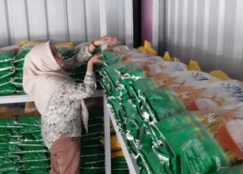 Warung TPID yang berada di Pasar Pucang Anom Surabaya.