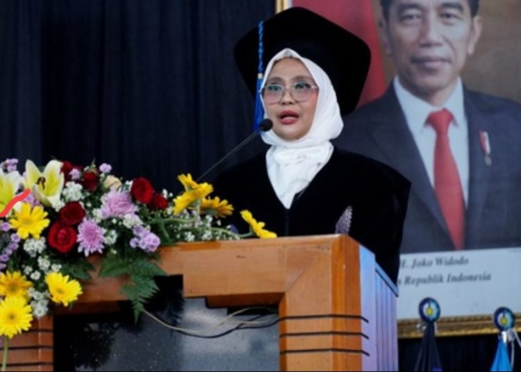 Guru besar dari Institut Teknologi Sepuluh Nopember Prof Dr Vita Ratnasari SSi MSi.