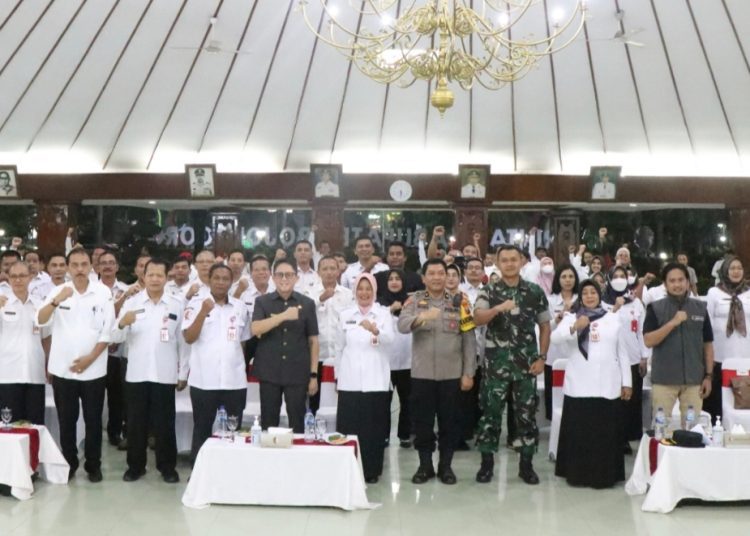 Kegiatan pendidikan politik bagi ASN, non ASN, Kepala Desa jelang pemilu dan Pemilukada serentak tahun 2024 di Bojonegoro.