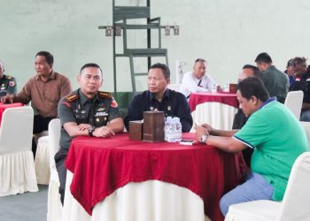 Suasana silaturahmi bersama awak media di gedung Ahmad Yani Kodim Bojonegoro.
