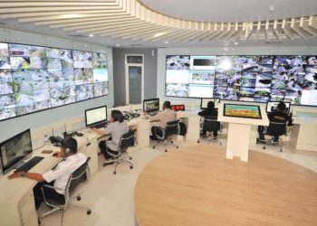 Posko command center Surabaya yang selalu memantau adanya kejadian, termasuk bencana di Kota Pahlawan.