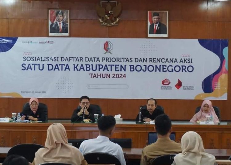 Kegiatan sosialisasi Daftar Data Prioritas dan Rencana Aksi Satu Data Kabupaten Bojonegoro tahun 2024.
