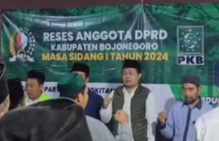 Reses yang dilakukan Ketua DPRD Bojonegoro Abdullah Umar di Desa Kedungrejo.