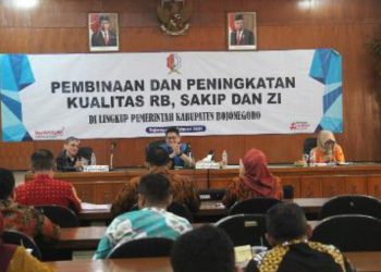 Pembinaan dan Peningkatan Kualitas Reformasi Birokrasi (RB), Sistem Akuntabilitas Kinerja Instansi Pemerintahan dan Zona Integritas di ruang Angling Dharma Gedung Pemkab Bojonegoro.