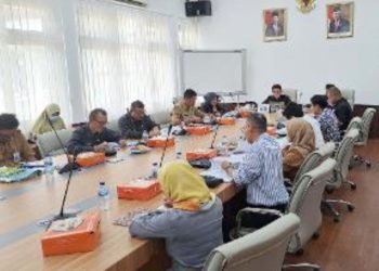 Rapat Umum Pemegang Saham tahunan PT Asri Dharma Sejahtera di ruang Batik Madrim, gedung Pemkab Bojonegoro.