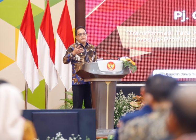 Pj Gubernur Jawa Timur Adhy Karyono