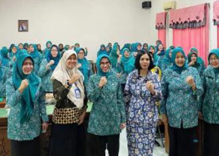 Sosialisasi pangan Beragam Bergizi Seimbang dan Aman di gedung PKK Bojonegoro.